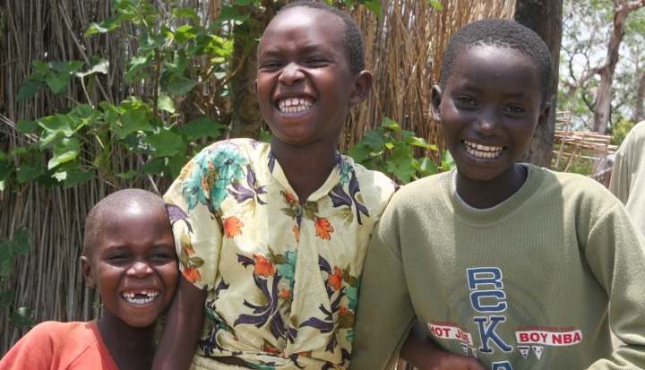 African children posing and smiling